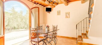 Farmhouse in Chianti with Pool & Garden