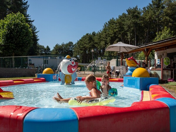 Facilidades y servicios parque de vacaciones