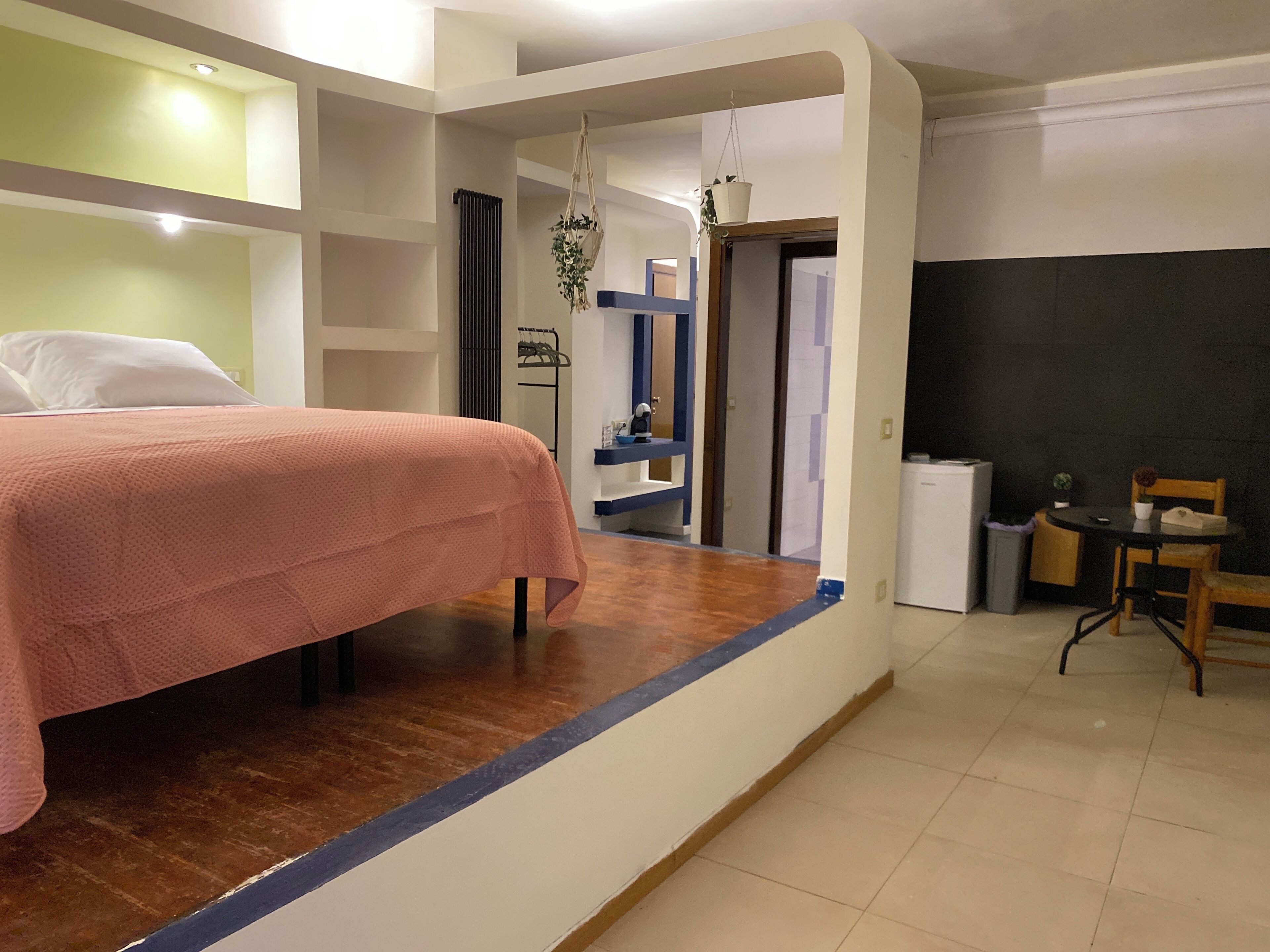 Hypo-allergenic bedding, down duvets, individually furnished