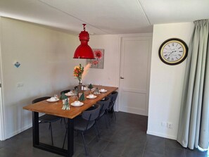 Dining - Charming Sauna Home Near Alkmaar (West-Graftdijk)