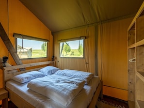 2 bedrooms, WiFi