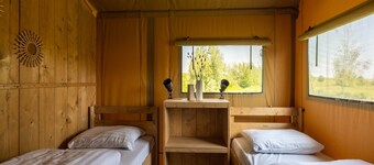 Safari Lodge near IJsselmeer Glamping