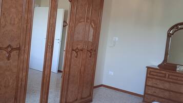 2 Schlafzimmer, Bettwäsche