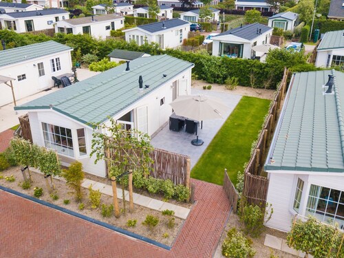 Chalet in Noordwijk near the Beach