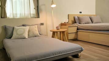 Comfort-herbergi fyrir þrjá | Skrifborð, ókeypis þráðlaus nettenging, rúmföt