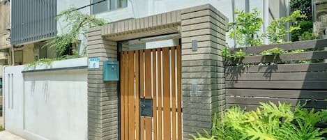 Fachada da propriedade