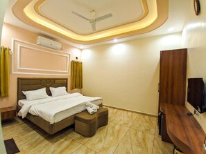 Room - The Royal Riviera Resort & stay (Bhuj)