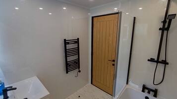Towels, toilet paper