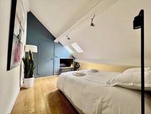 2 quartos, ferros/tábuas de passar roupa, Wi-Fi, roupa de cama