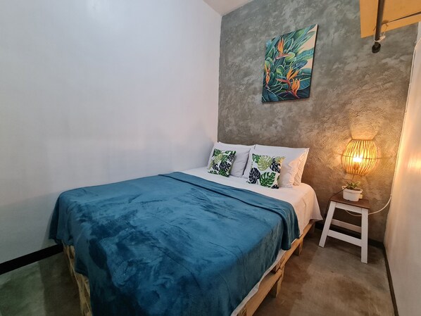 Family House, 3 Bedrooms | 3 bedrooms, free WiFi - Omah Beji di Batu (Batu)