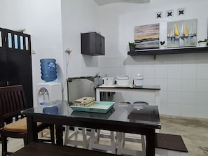 Dining - Omah Beji di Batu (Batu)