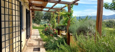 Beautiful farmhouse with pool in Calvi dell'Umbria 30 min. from Rome