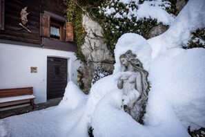 Exterior detail - Exklusive Ferienwohnung im Historischen Hofmusikerhaus Über den Dächern Berchtes (Berchtesgaden)
