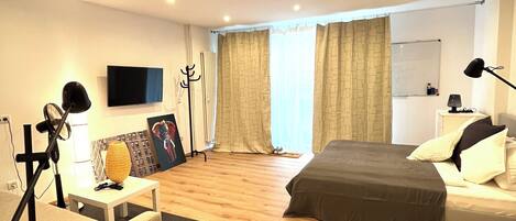 1 sovrum, strykjärn/strykbräda, wi-fi och sängkläder