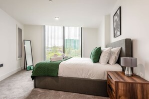 1 camera, una scrivania, ferro/asse da stiro, Wi-Fi