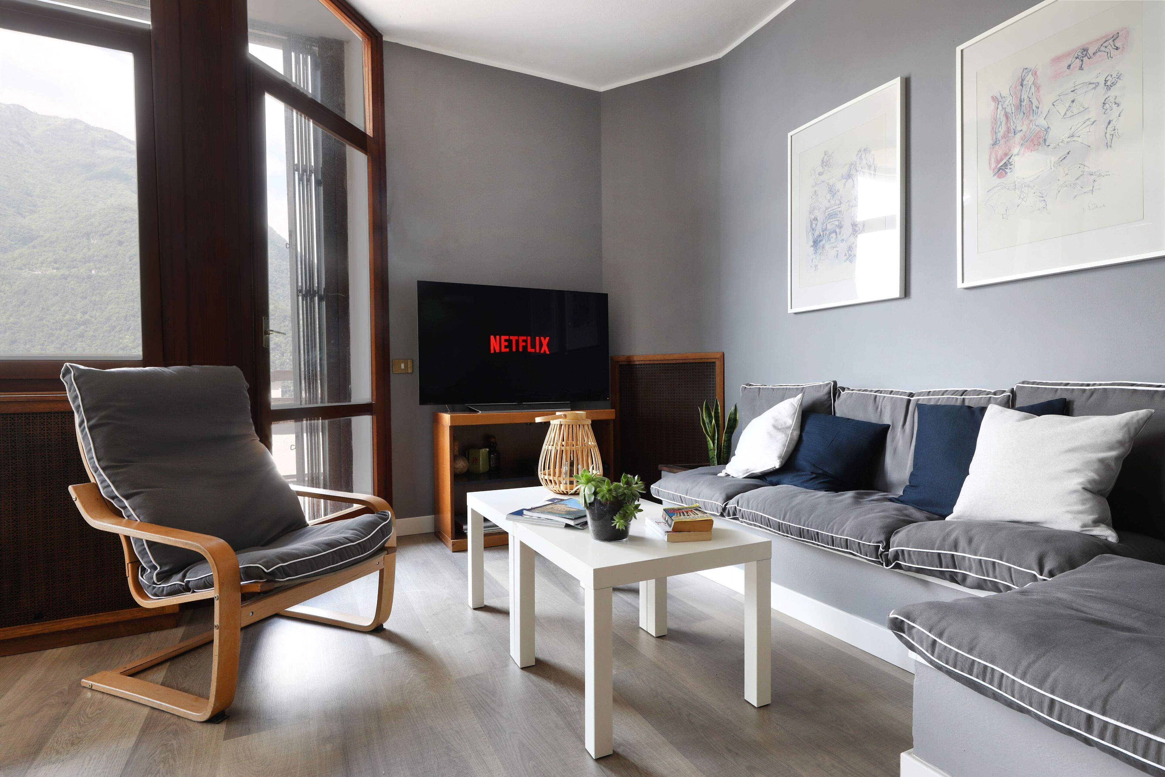 Vila panorâmica | Área de estar | TV de tela plana