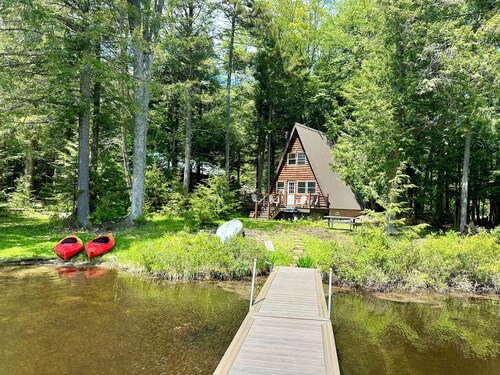 Waterfront -Cozy Camp Triangle