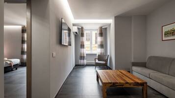 Suite, vue ville | Coin séjour