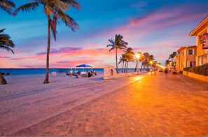 Apartment, Smoking | 2 bedrooms - Ultimate Beach Getaway (Hollywood)