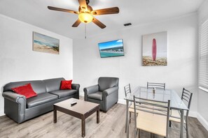 2 bedrooms - Beach Life in Hollywood (Hollywood)