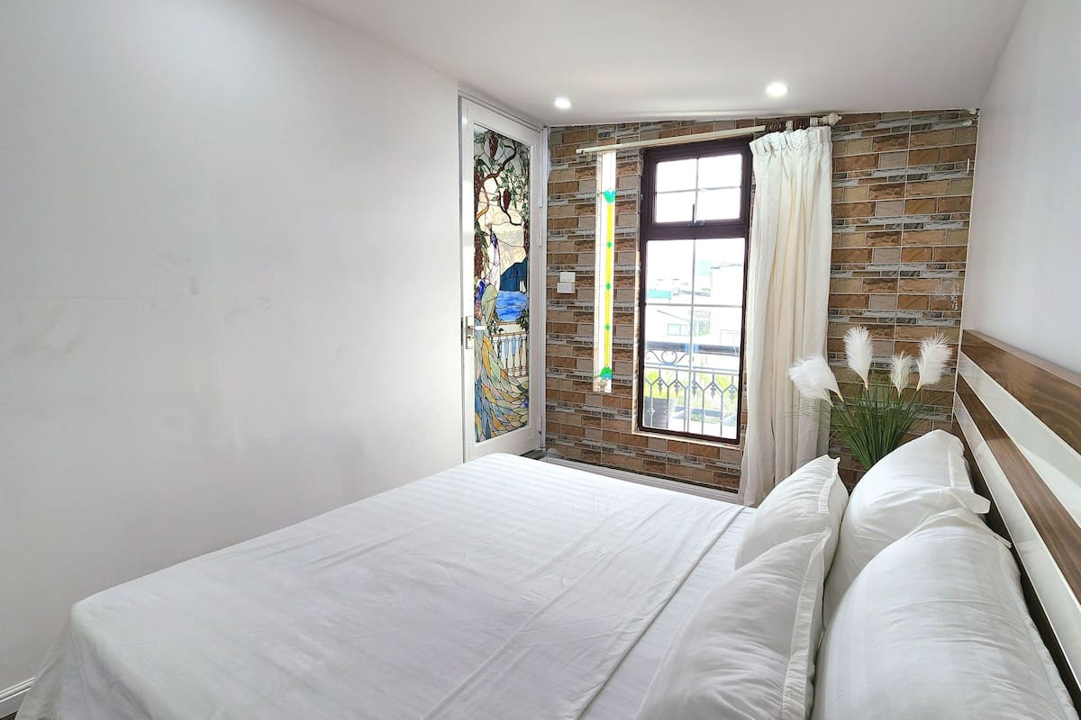 1 bedroom, premium bedding, pillow-top beds, individually decorated
