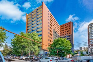 Front of property - HB apartments University (Tbilisi)