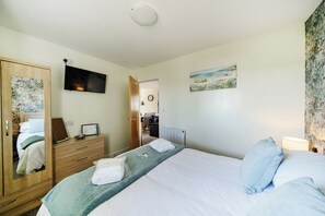 2 habitaciones, wifi gratis y ropa de cama 
