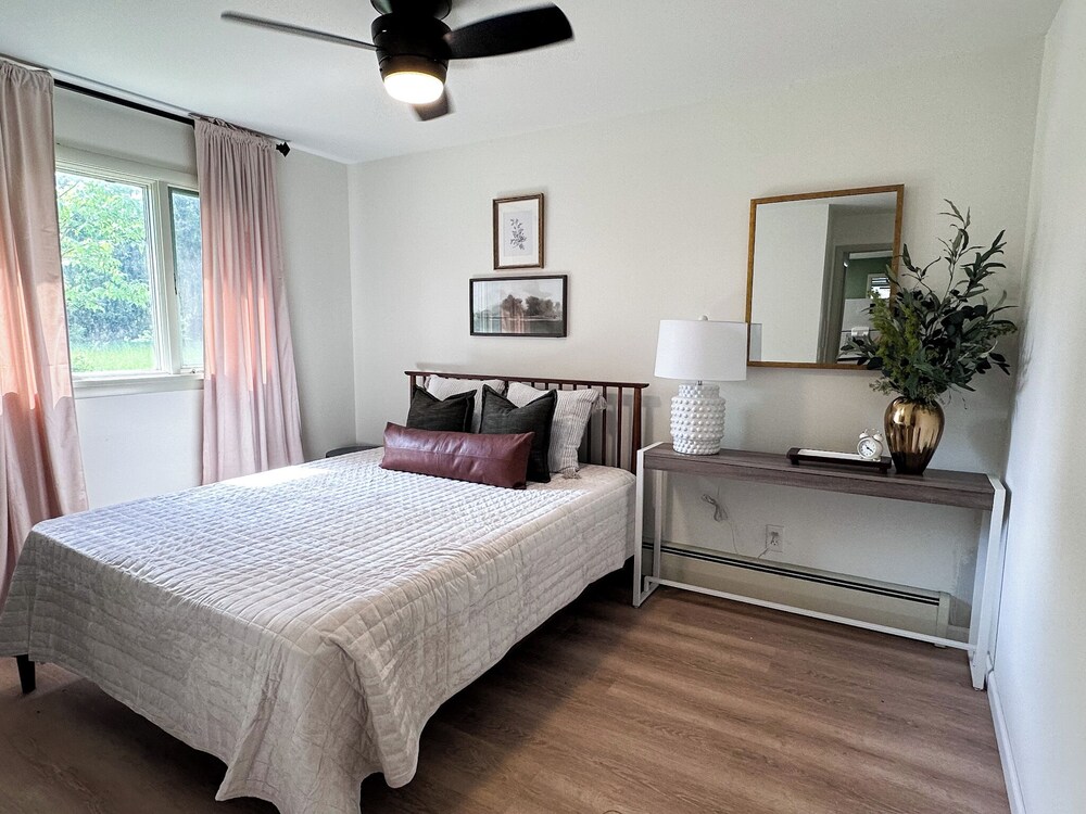 Countryside Guest House Convenient Location Penfield Vrbo