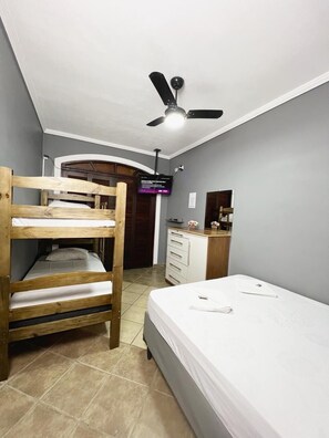Free WiFi, bed sheets - HOSTEL ANPRADO (Guarulhos)