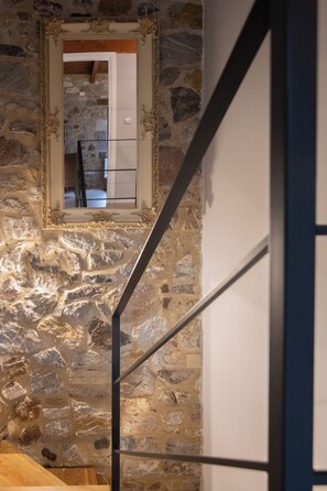 Interior - Luxury 3-Bedroom Villa - ideal for families - 25 mins to ski center of Kalavrita (Krioneri)