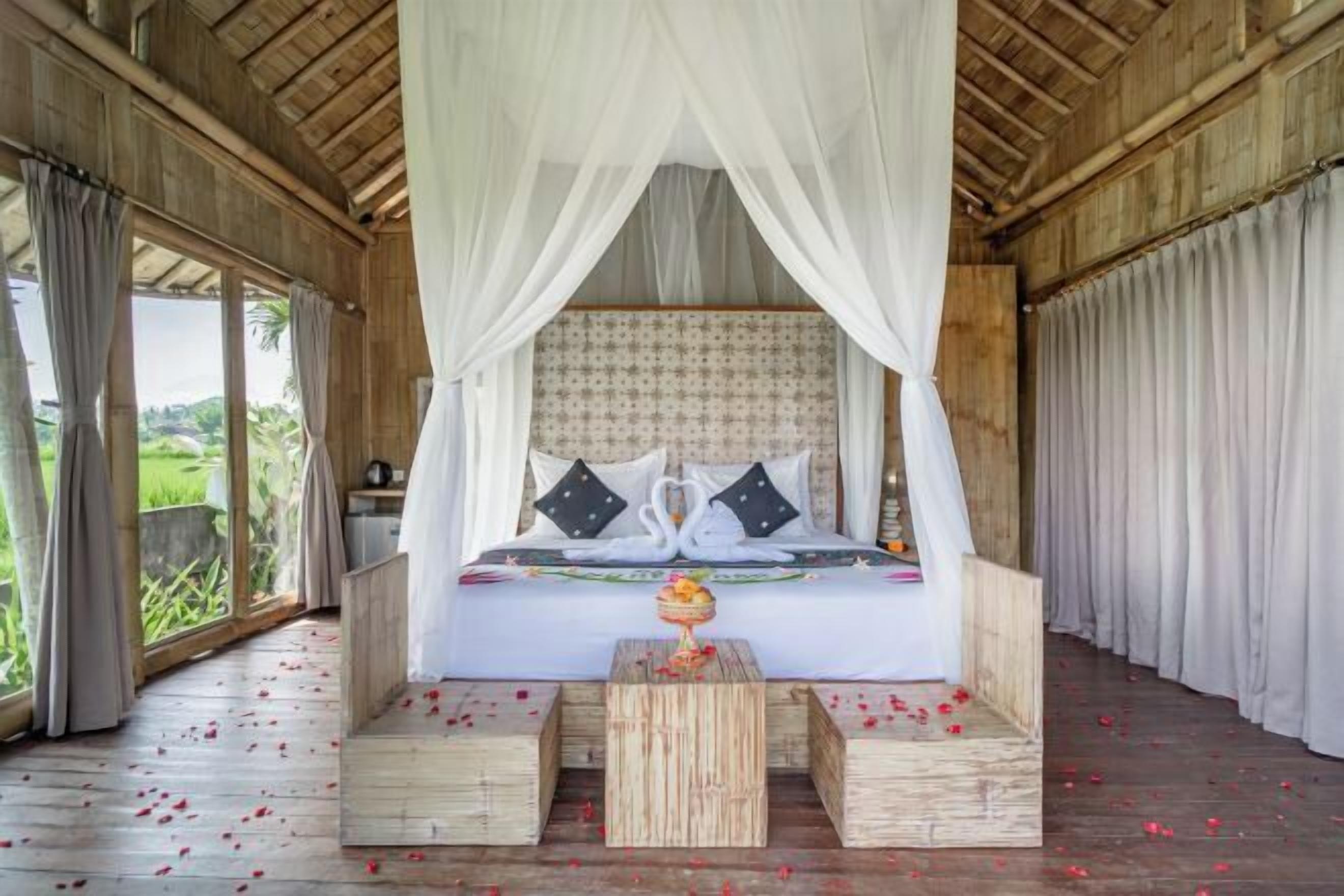 低過敏寢具、書桌、筆電工作空間、免費無線上網