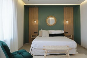 5 bedrooms, in-room safe, iron/ironing board, travel crib - DAR METIS, modern villa, heated pool, close to the Golf course and City center (Marrakech)