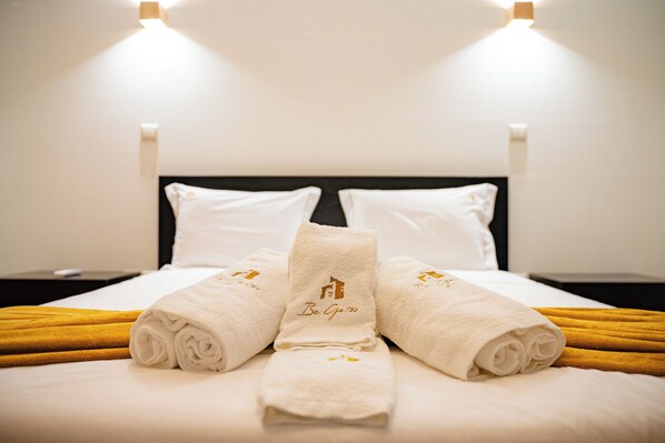 3 chambres, fer et planche à repasser, Wi-Fi, literie fournie