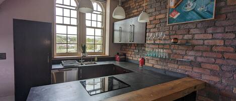 Apartment | Private kitchen | Fridge, microwave, oven, stovetop