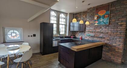 Penthouse-highstreet-sleeps2-87ws