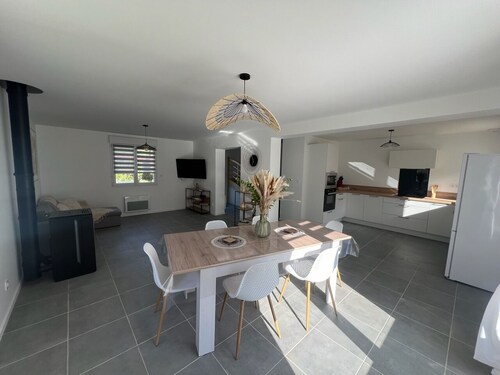3 Bedroom Private vacation home in Ponts sur Seulles
