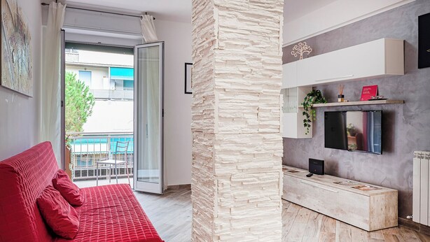 Apartment | Living area - La casa di Lorenzo by Wonderful Italy (Genoa)