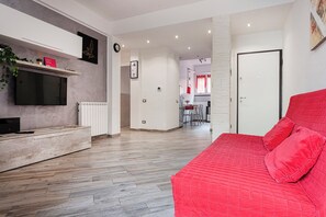 Apartamento | Área de estar | TV 35 polegadas com canais digitais