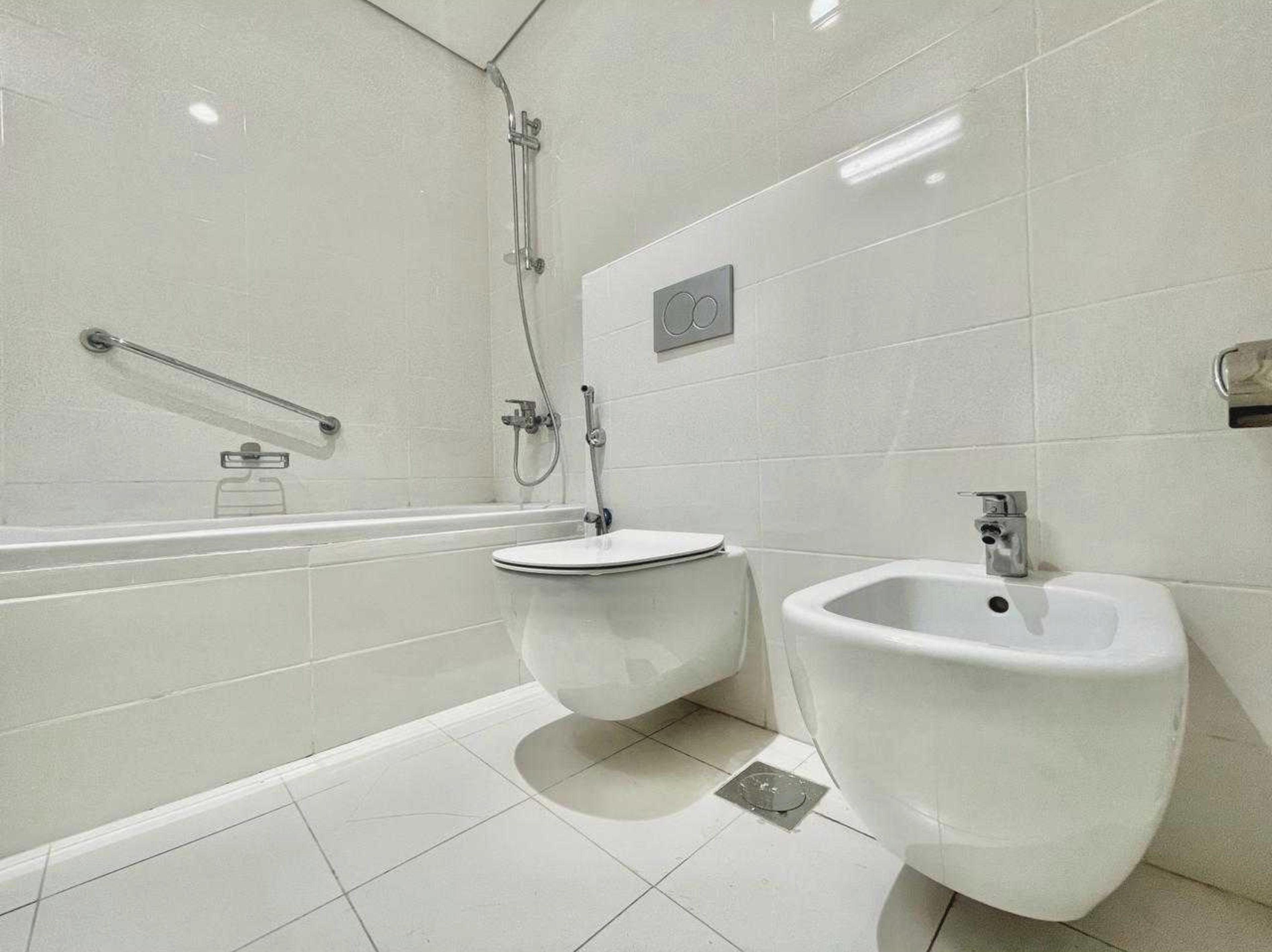 Deluxe Apartment | Bathroom