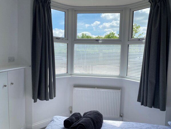 1 chambre, fer et planche à repasser, Wi-Fi gratuit, draps fournis