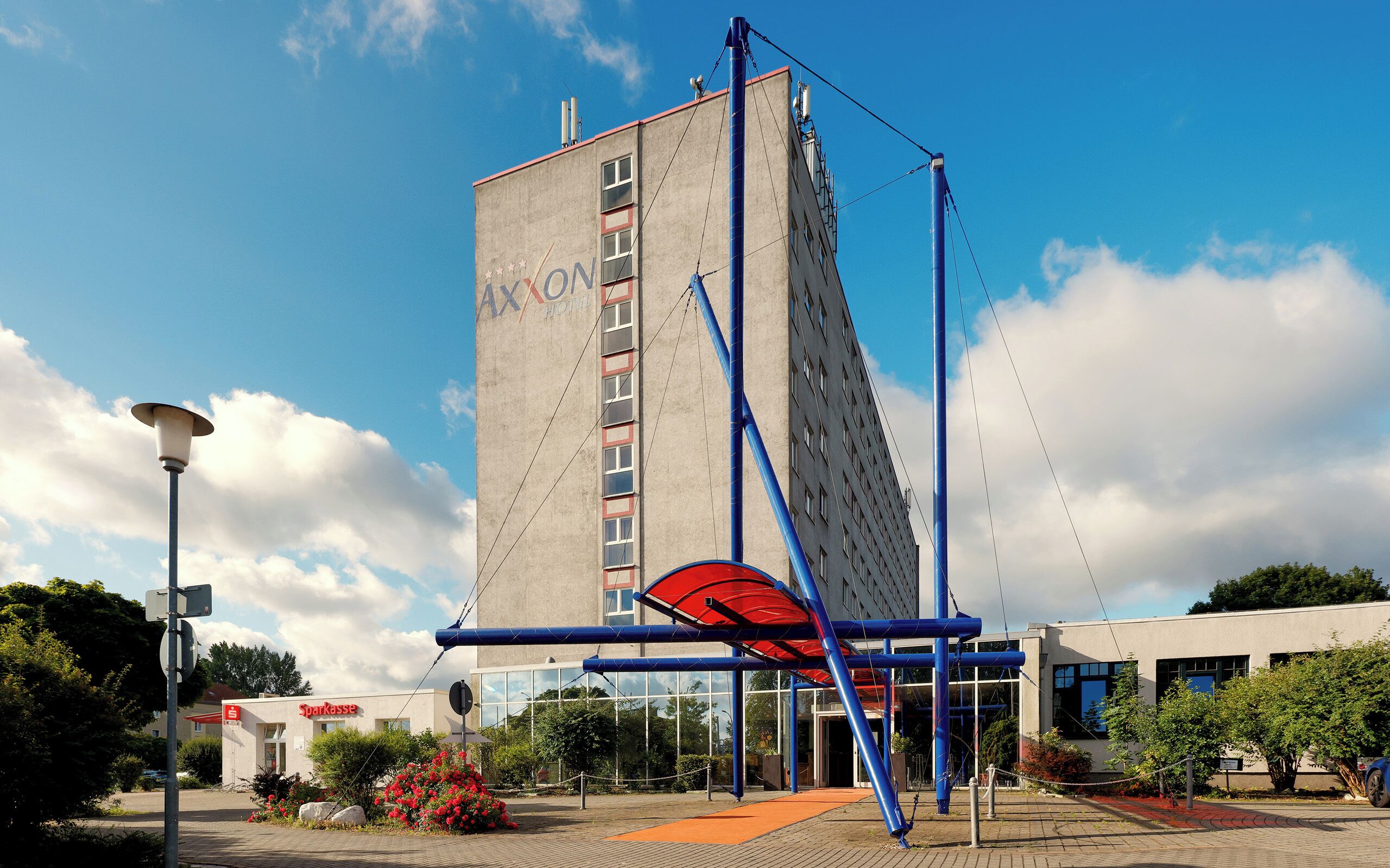 Fachada de la propiedad