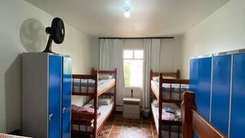 Quarto triplo família | Wi-Fi de cortesia