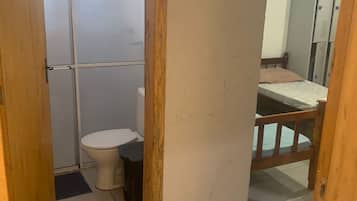 Suite Standar, Beberapa Tempat Tidur | 1 kamar tidur dan Wi-Fi gratis