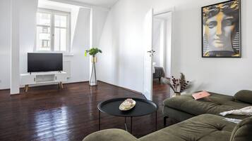 Elite Apartment, Multiple Beds, Tower | Living area