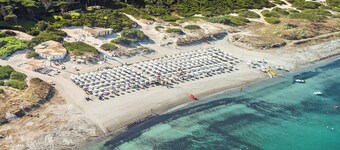 Hotel with swimming-pool in Arborea