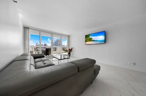 Televisie en een kantoor