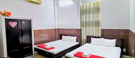 Cortinas blackout, sistema de insonorización y wifi gratis