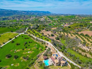 House | 4 bedrooms - Villa River View in Peristerona (Peristerona)