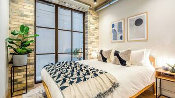 Comfort Duplex, 2 Bedrooms | 2 bedrooms, Egyptian cotton sheets, premium bedding