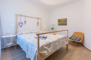 2 bedrooms, free WiFi, bed sheets - Borgo Adige 12 Apartment  (Padenghe sul Garda)